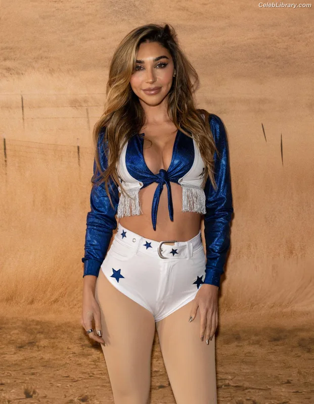 Chantel Jeffries photo 17 of 1942