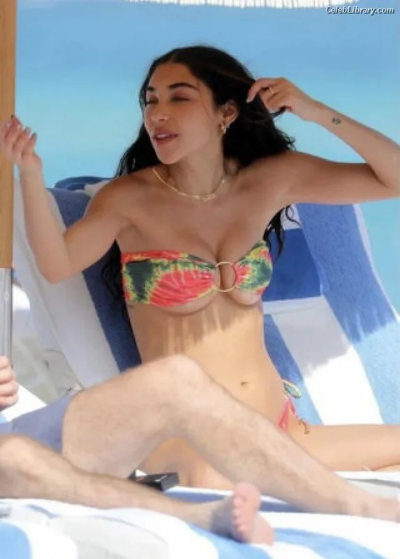 Chantel Jeffries photo 22 of 1942
