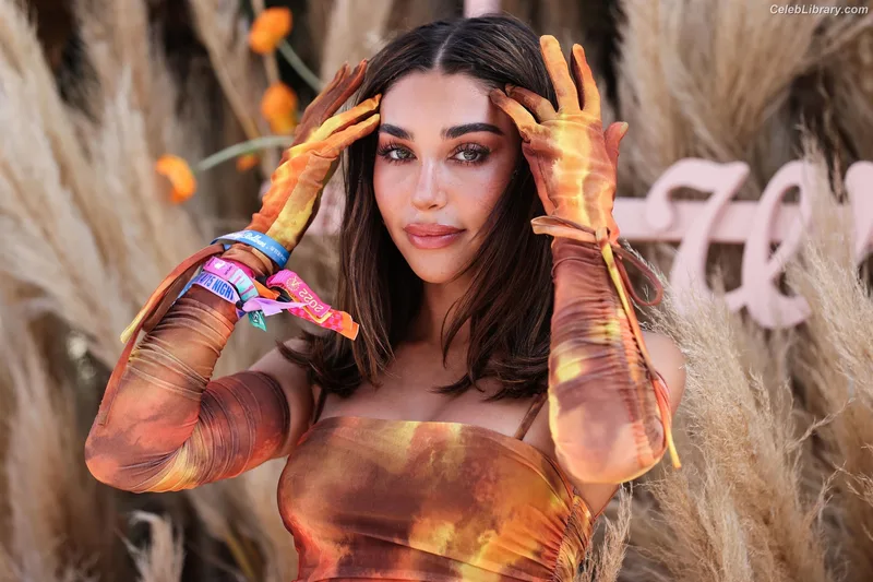Chantel Jeffries photo 20 of 1942