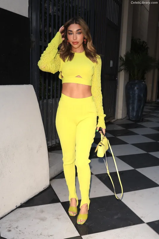 Chantel Jeffries photo 14 of 1942