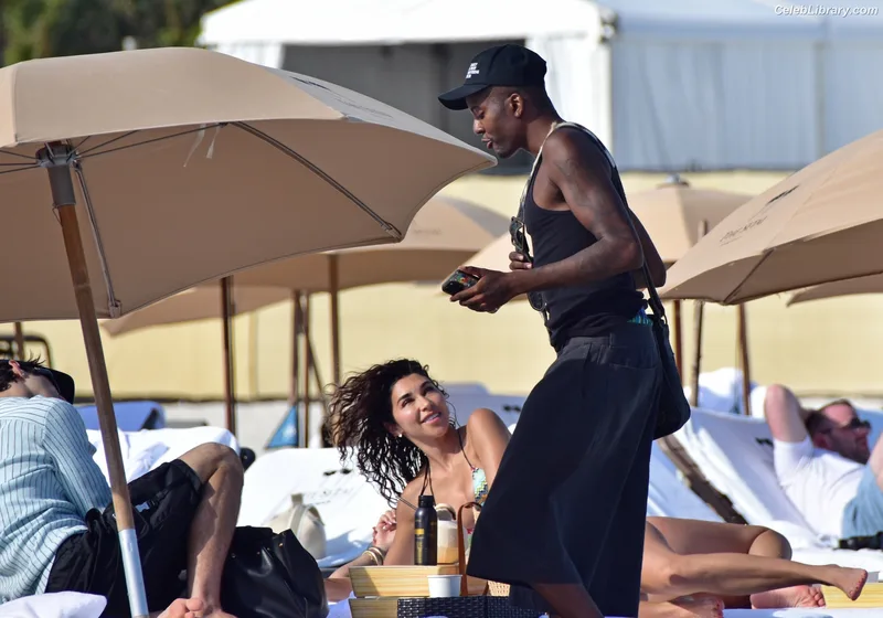 Chantel Jeffries photo 20 of 1942
