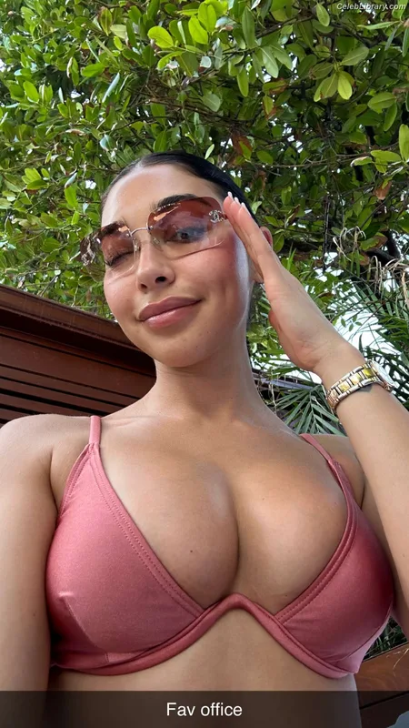 Chantel Jeffries photo 24 of 1942