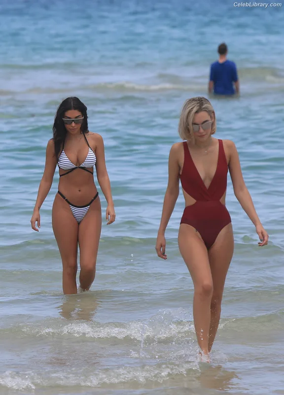 Chantel Jeffries photo 9 of 1942
