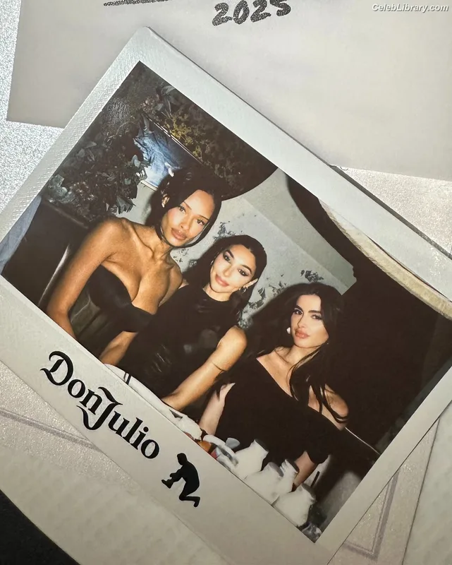 Chantel Jeffries photo 4 of 1942