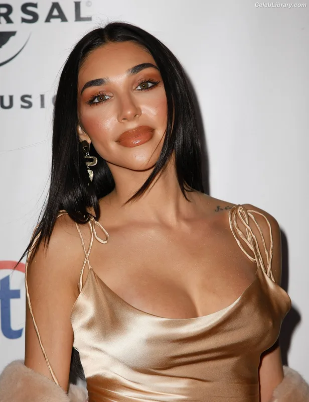 Chantel Jeffries photo 9 of 1942