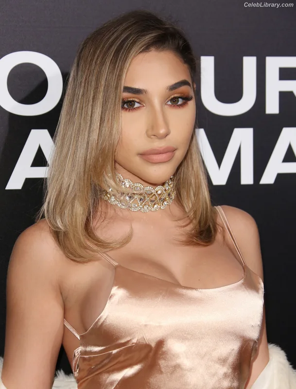 Chantel Jeffries photo 8 of 1942