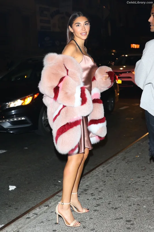Chantel Jeffries photo 16 of 1942