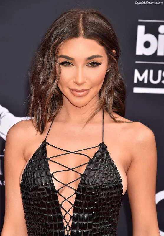 Chantel Jeffries photo 5 of 1942