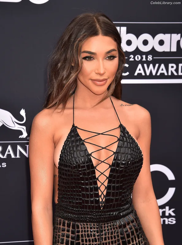 Chantel Jeffries photo 5 of 1942
