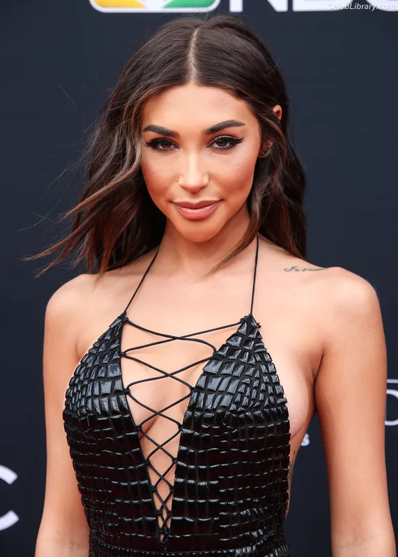 Chantel Jeffries photo 17 of 1942