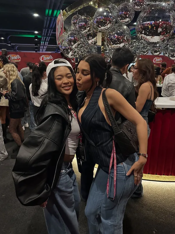 Chantel Jeffries photo 17 of 1942