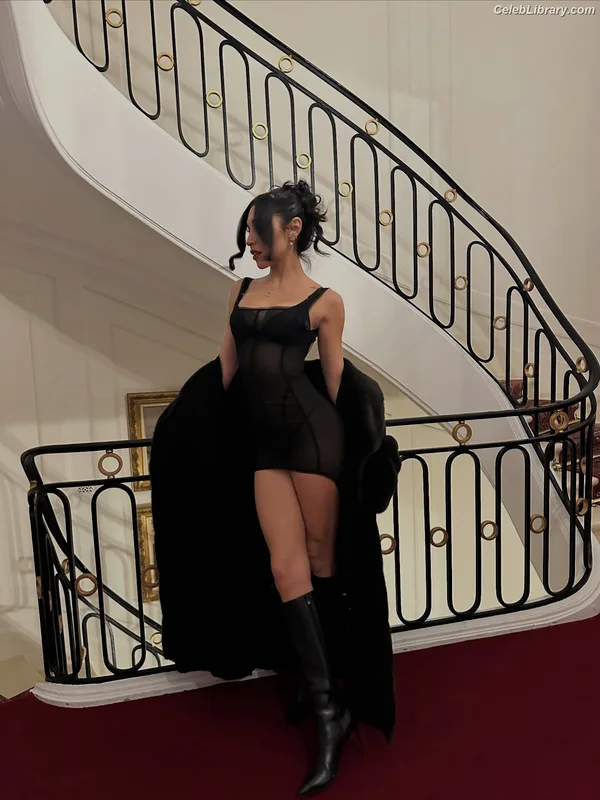Chantel Jeffries photo 11 of 1942