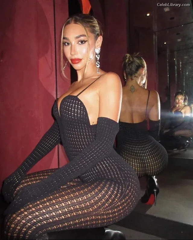 Chantel Jeffries photo 1 of 1942