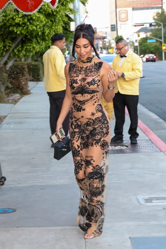Chantel Jeffries photo 15 of 1942