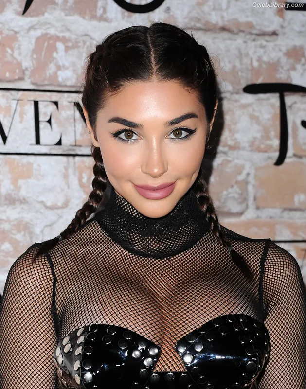 Chantel Jeffries photo 19 of 1942
