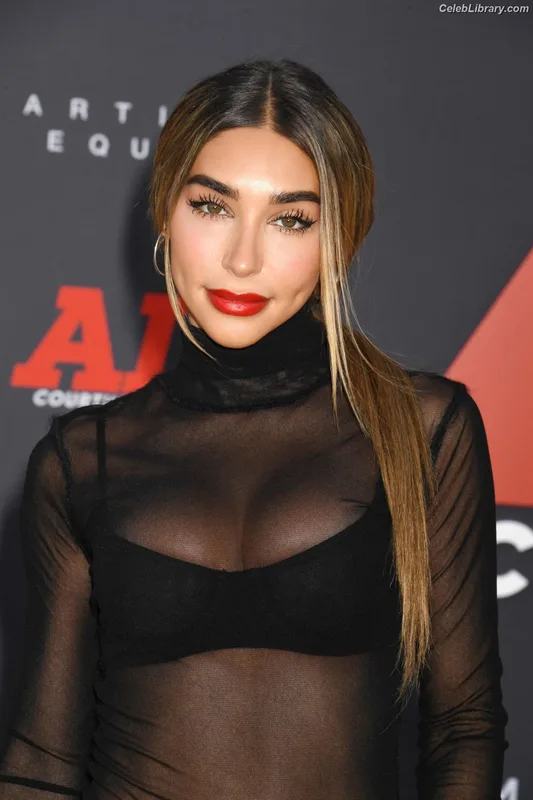 Chantel Jeffries photo 12 of 1942