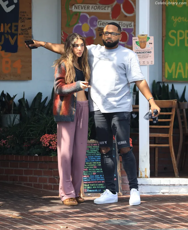 Chantel Jeffries photo 23 of 1942