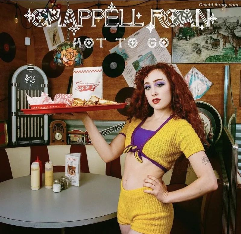Chappell Roan photo 18 of 998
