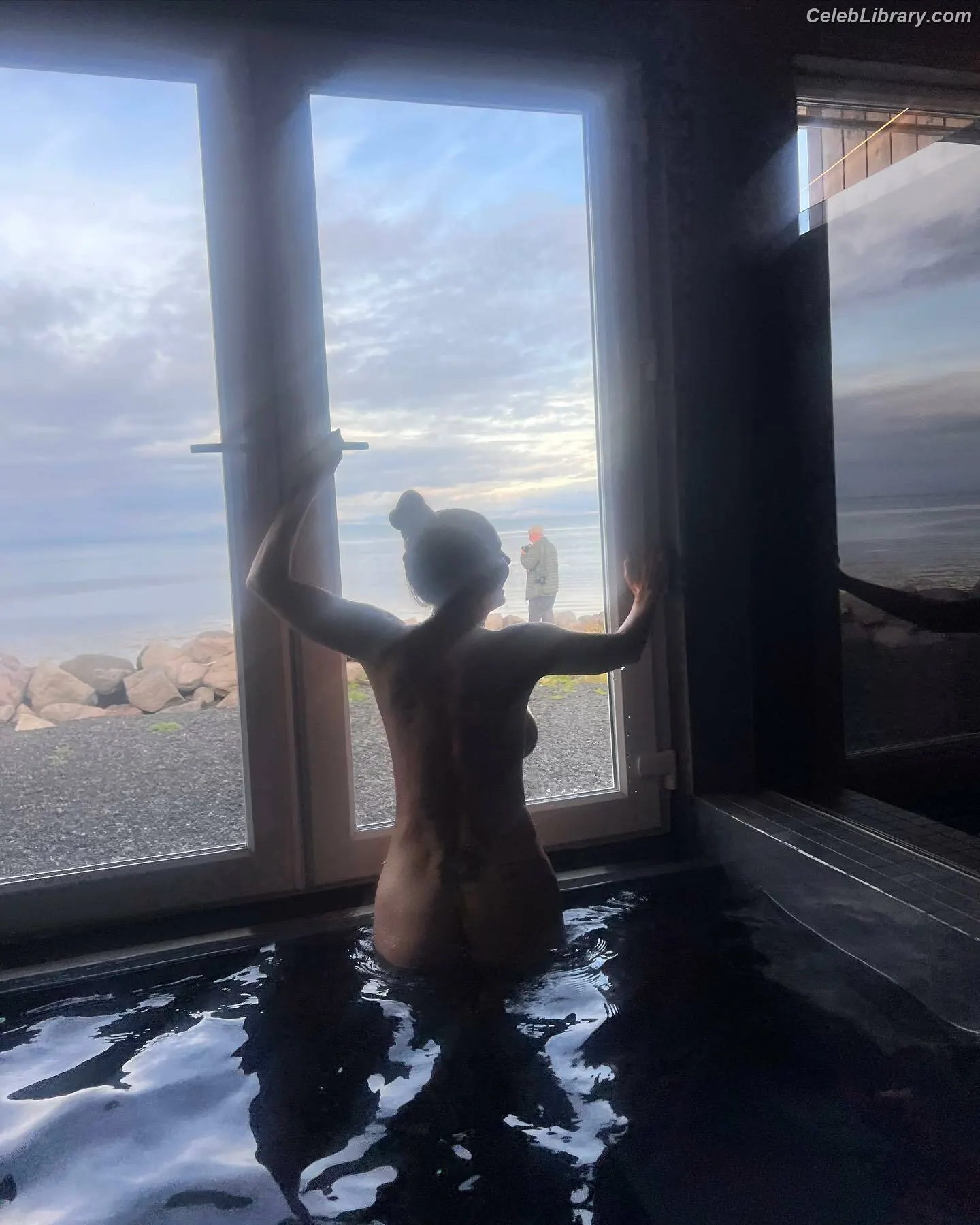 Charisma Carpenter photo 7 of 170