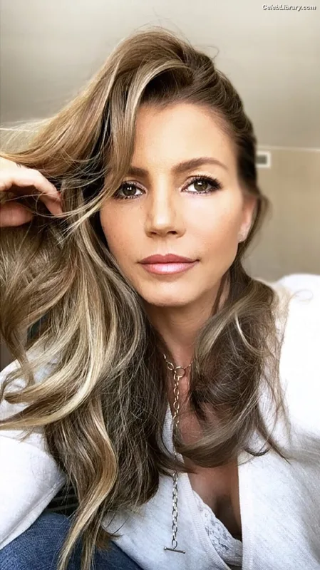 Charisma Carpenter photo 7 of 172