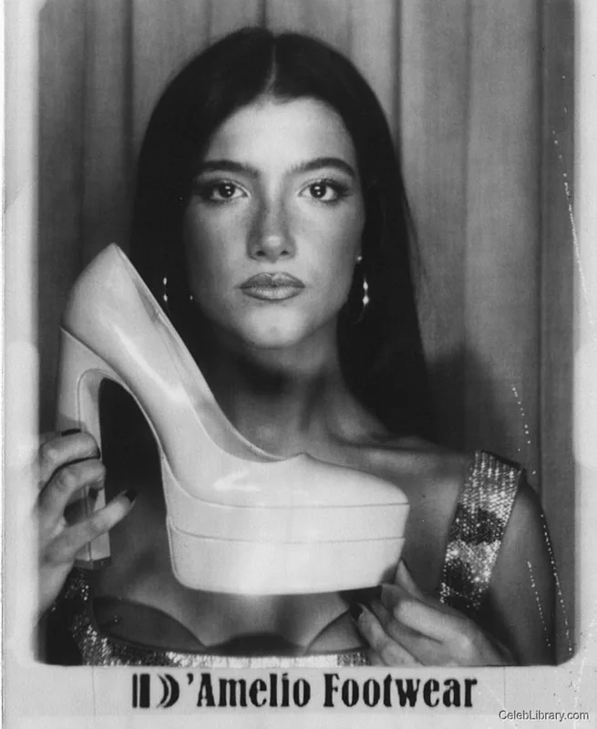 Charli Damelio photo 15 of 3196