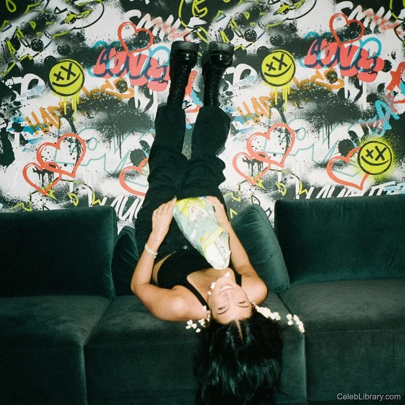 Charli Damelio photo 24 of 3196