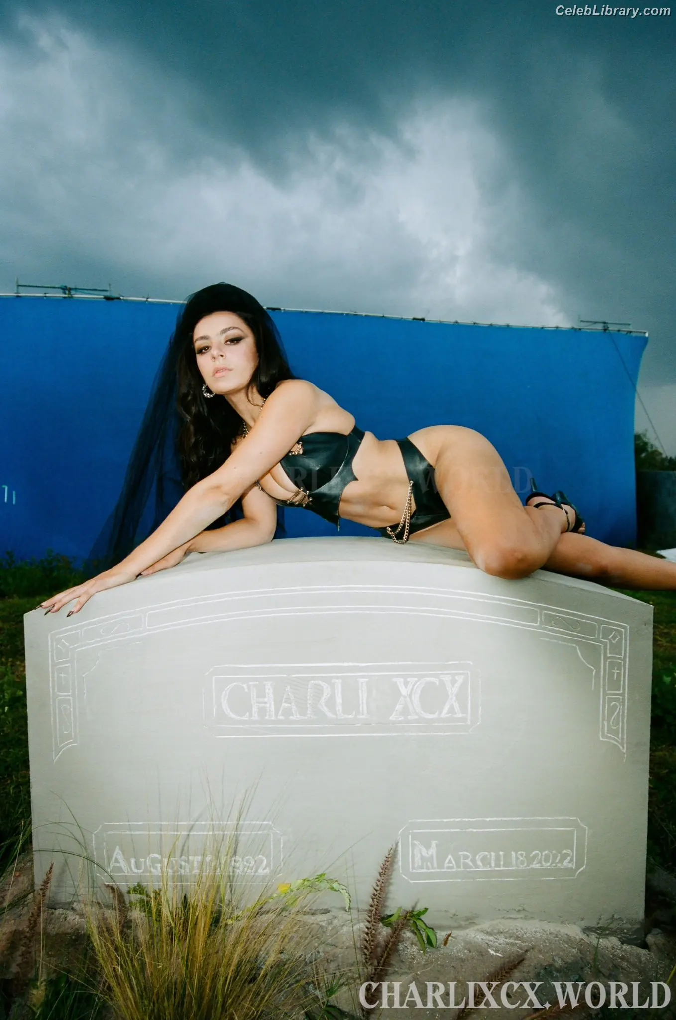 Charli XCX photo 16 of 2648