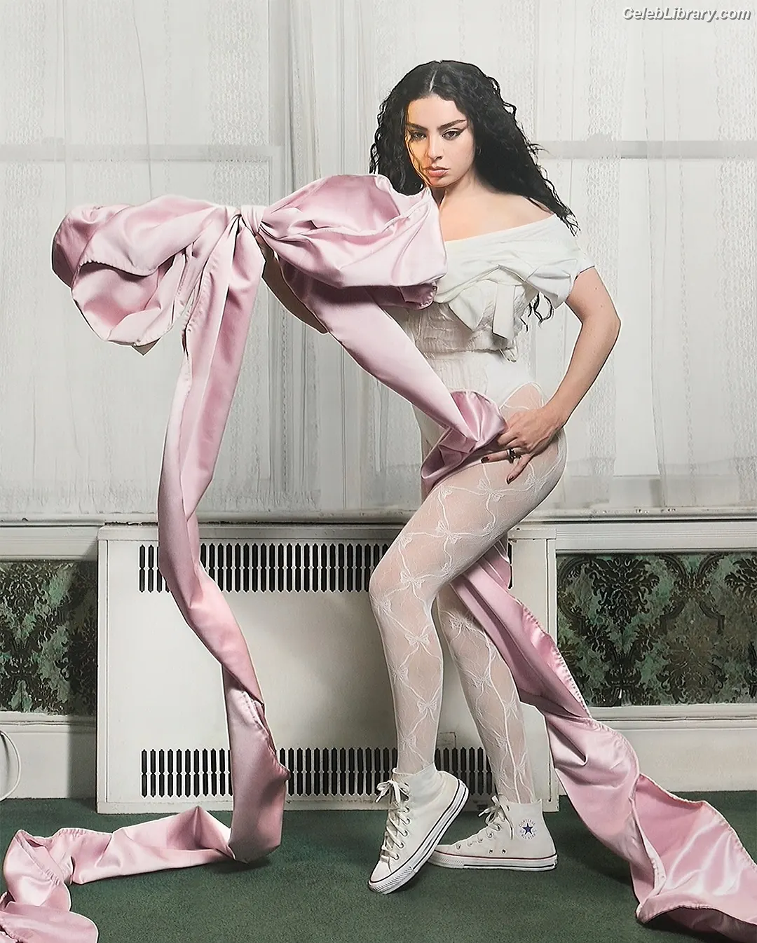 Charli XCX photo 22 of 2648