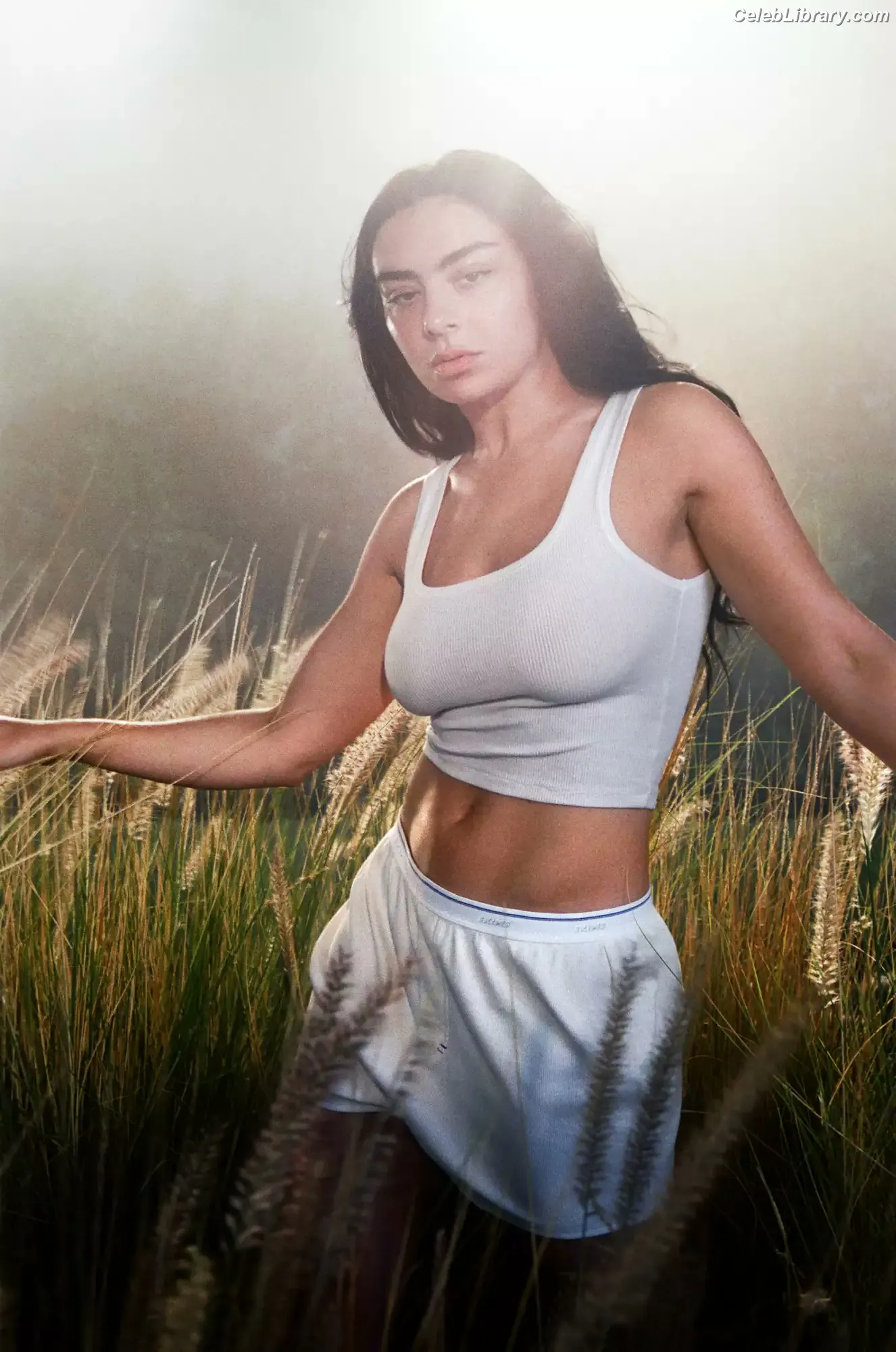 Charli XCX photo 17 of 2648