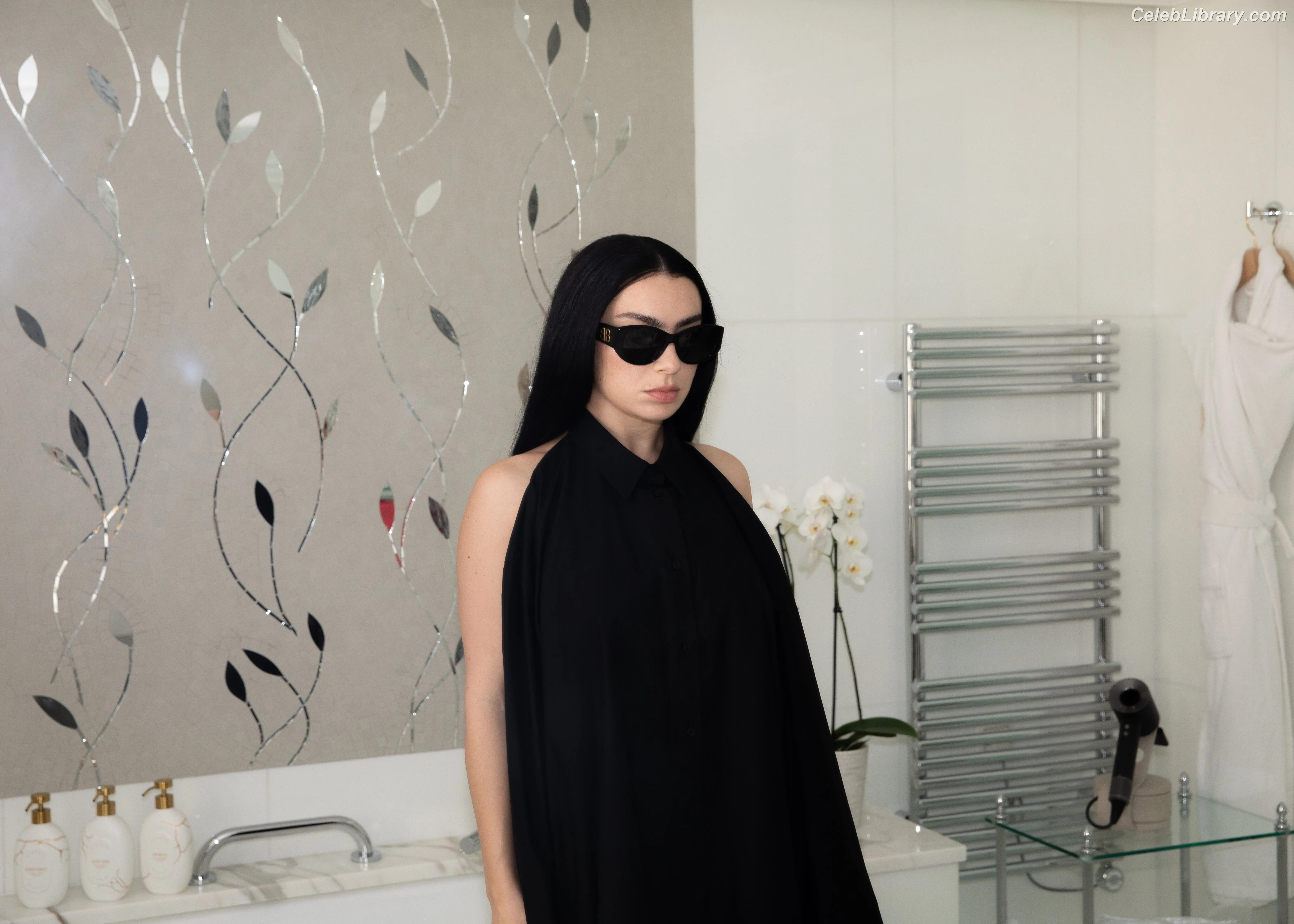 Charli XCX photo 13 of 2648