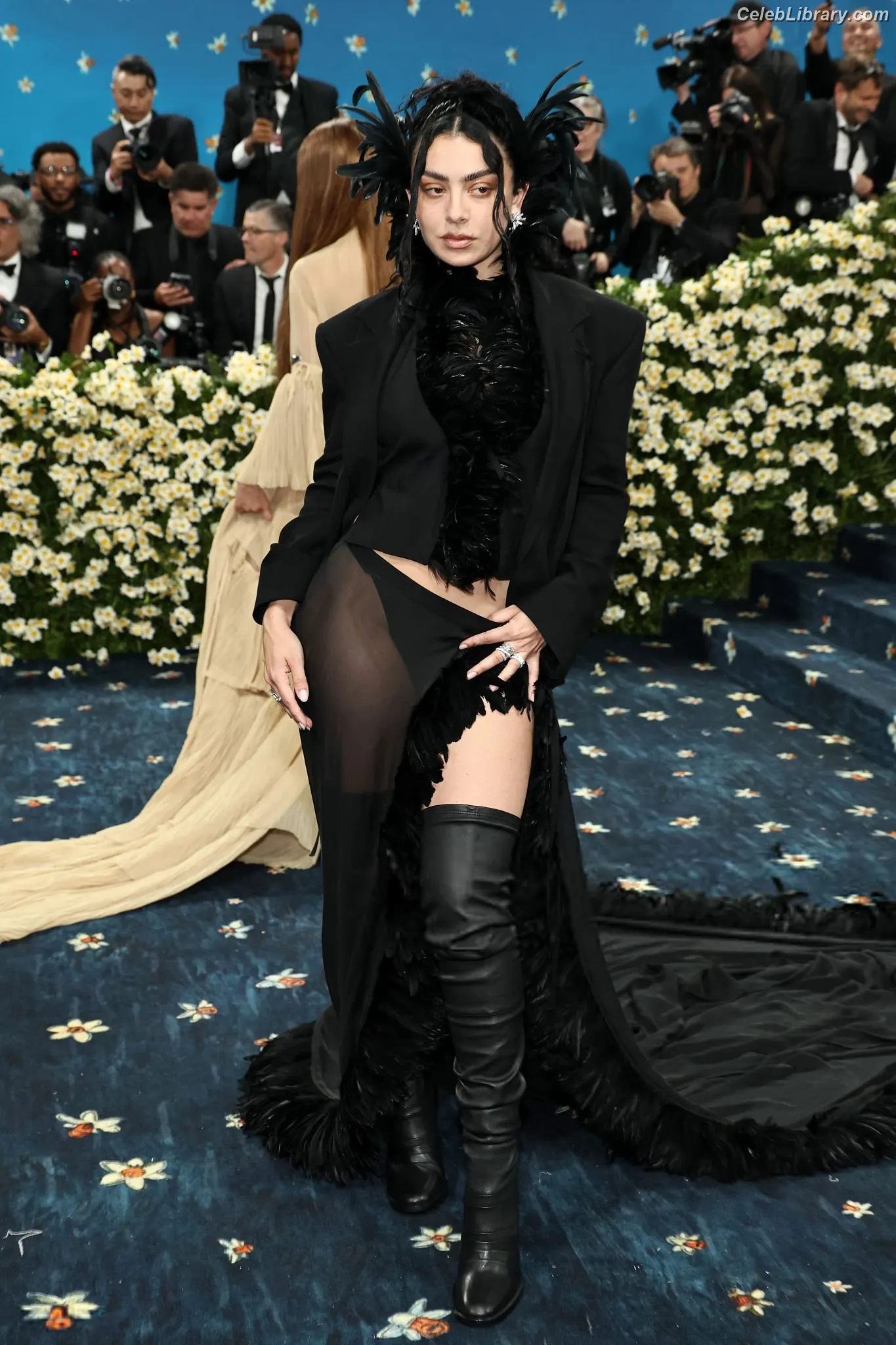 Charli XCX photo 3 of 2648