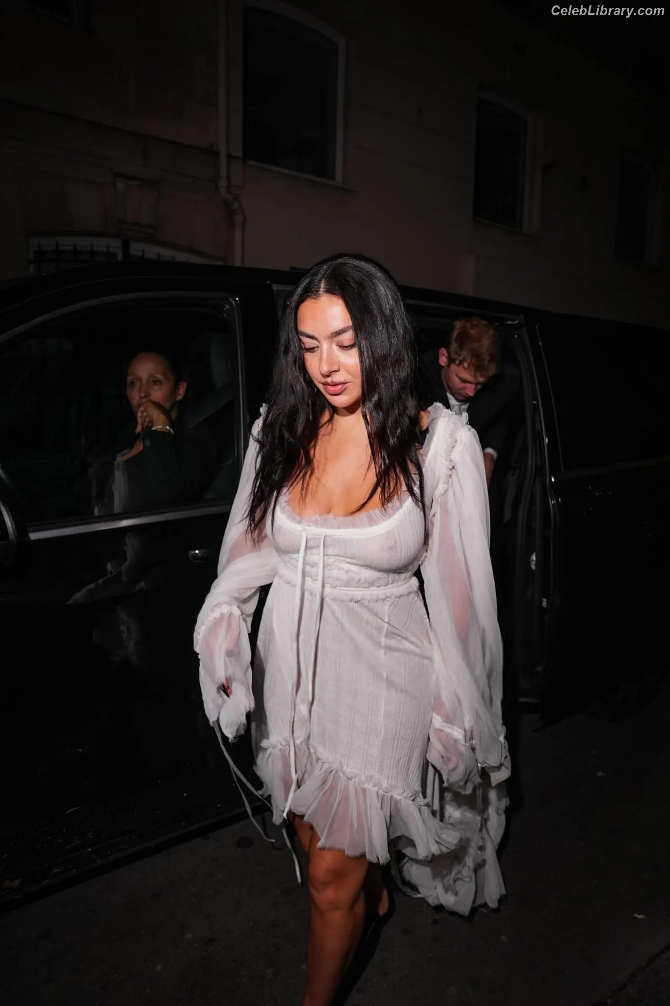Charli XCX photo 5 of 2648