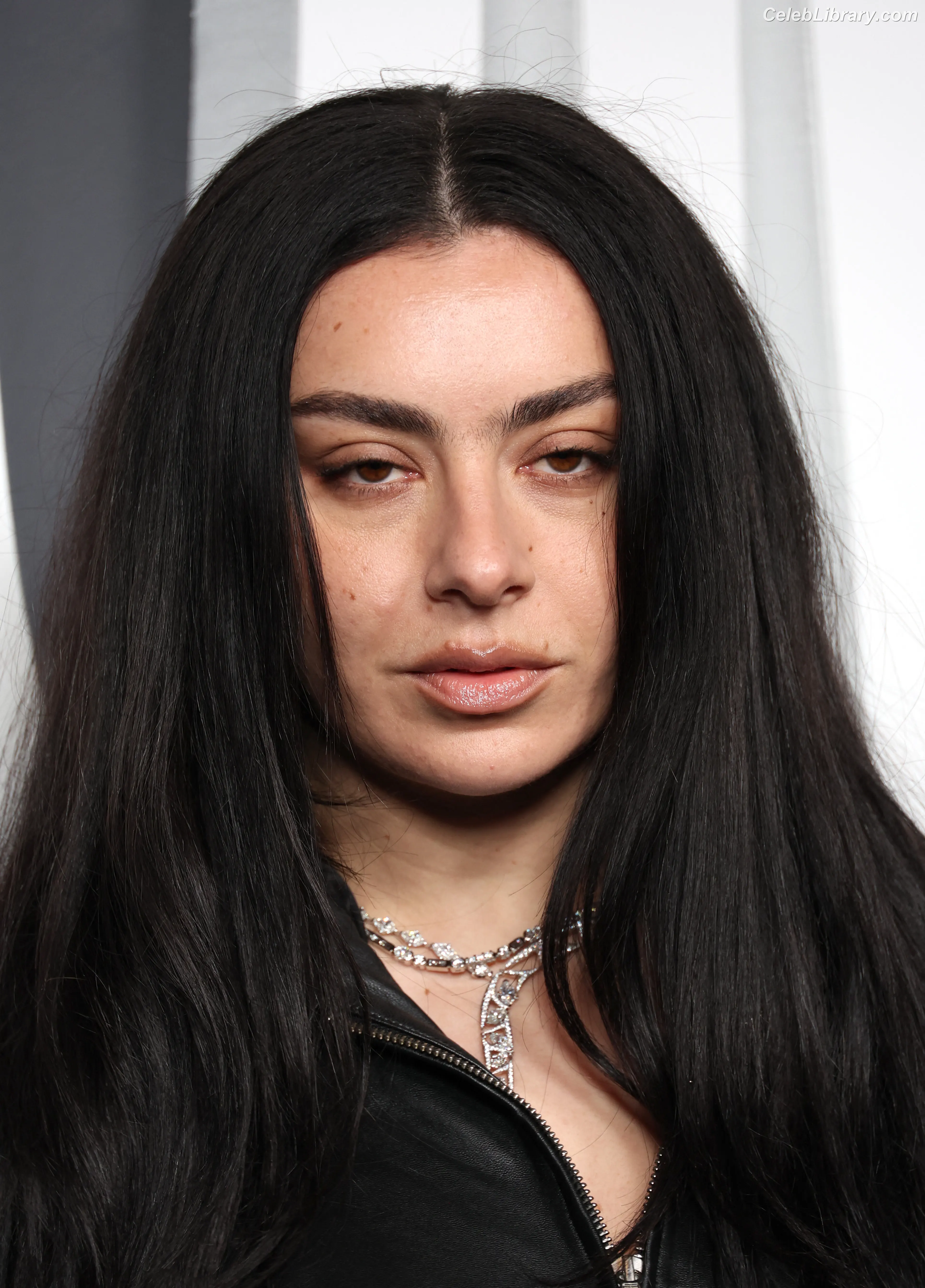 Charli XCX photo 13 of 2648