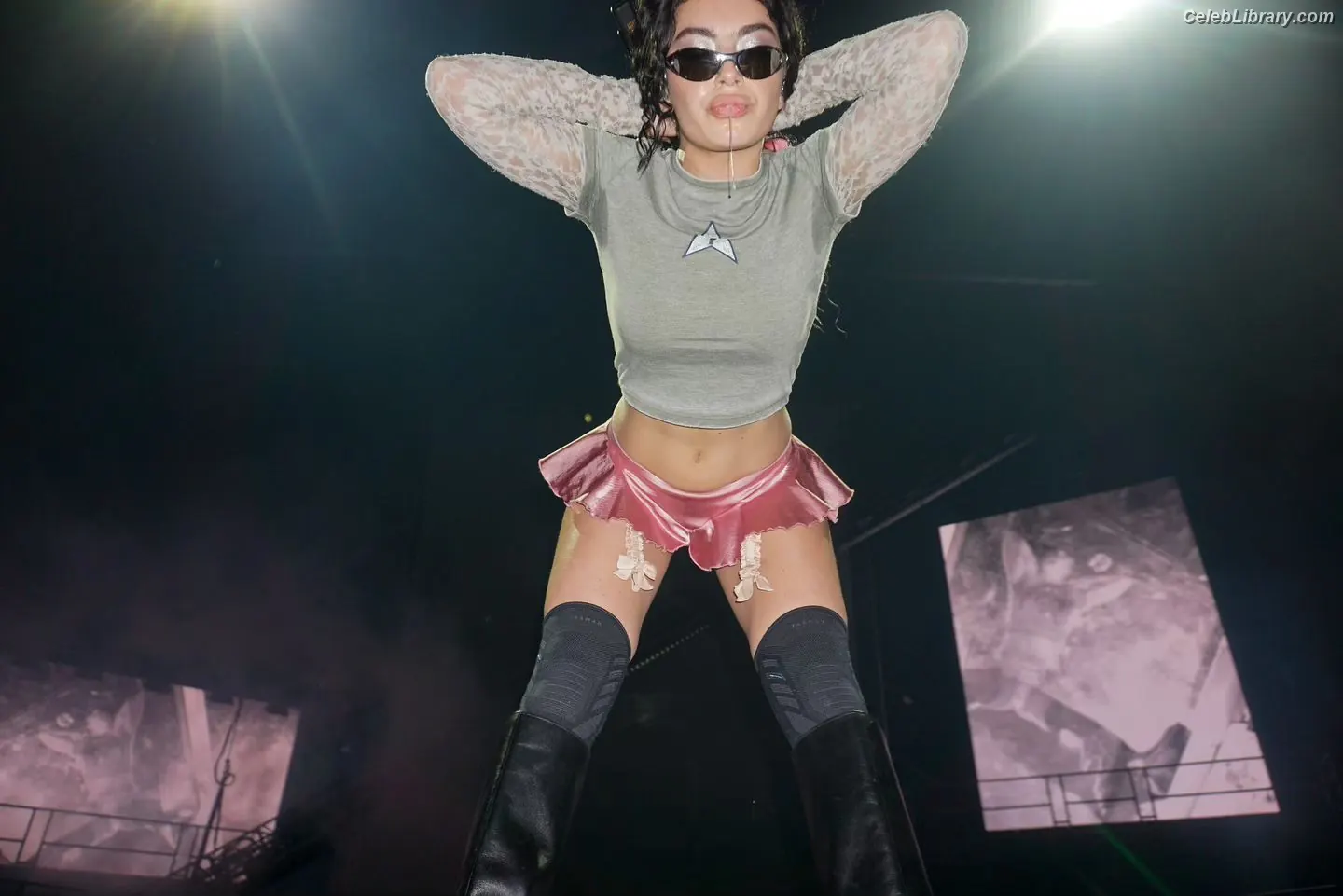 Charli XCX photo 18 of 2648