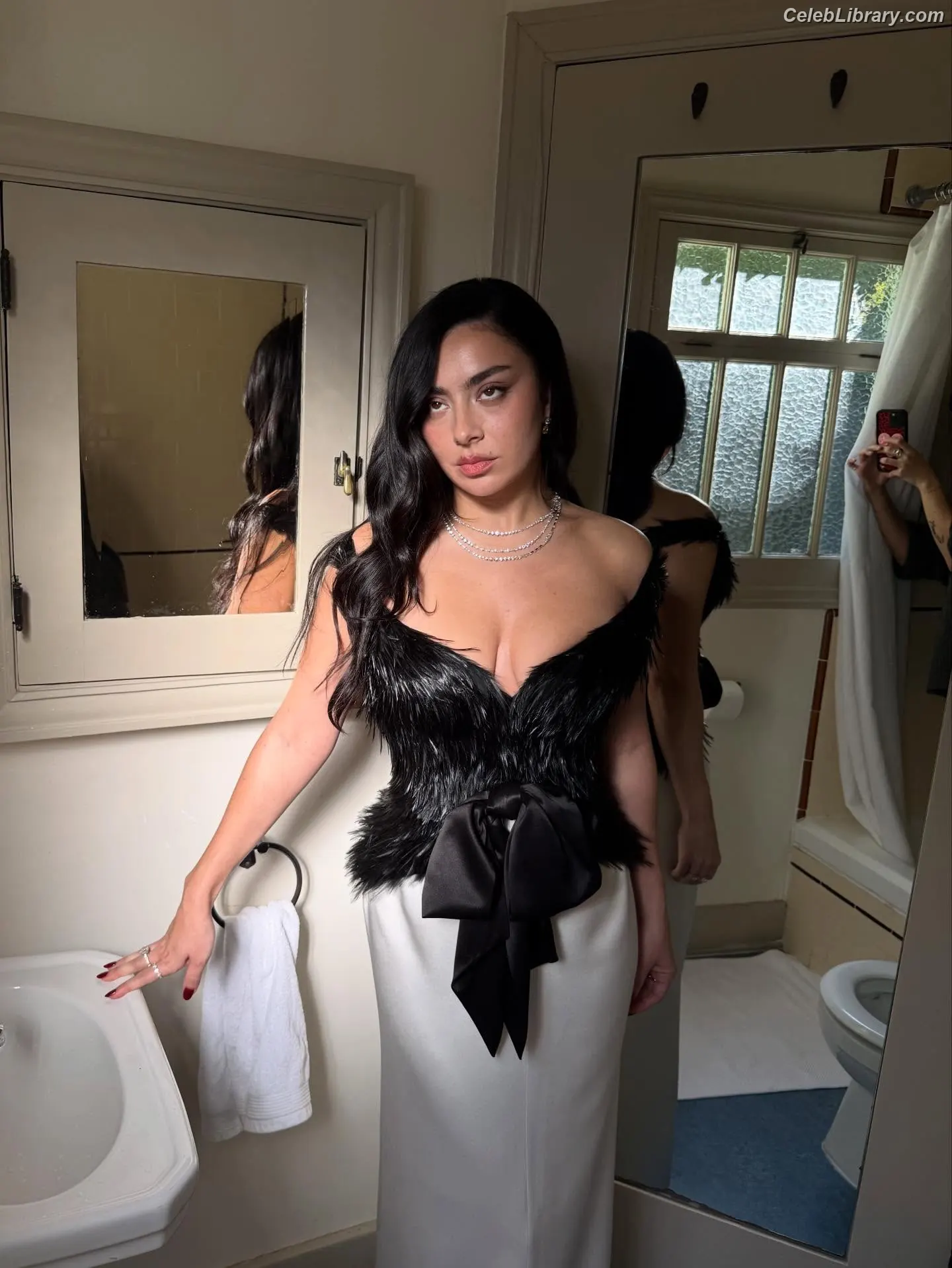 Charli XCX photo 19 of 2648