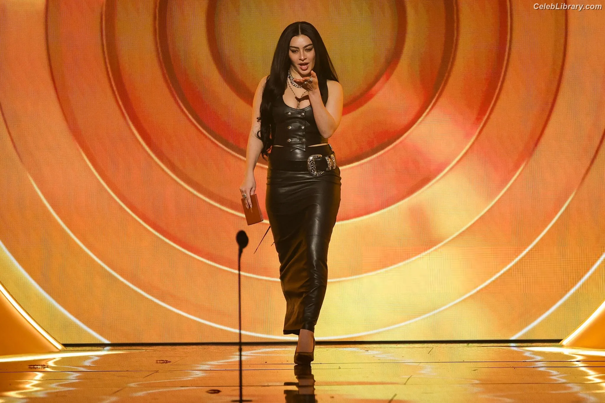 Charli XCX photo 16 of 2648