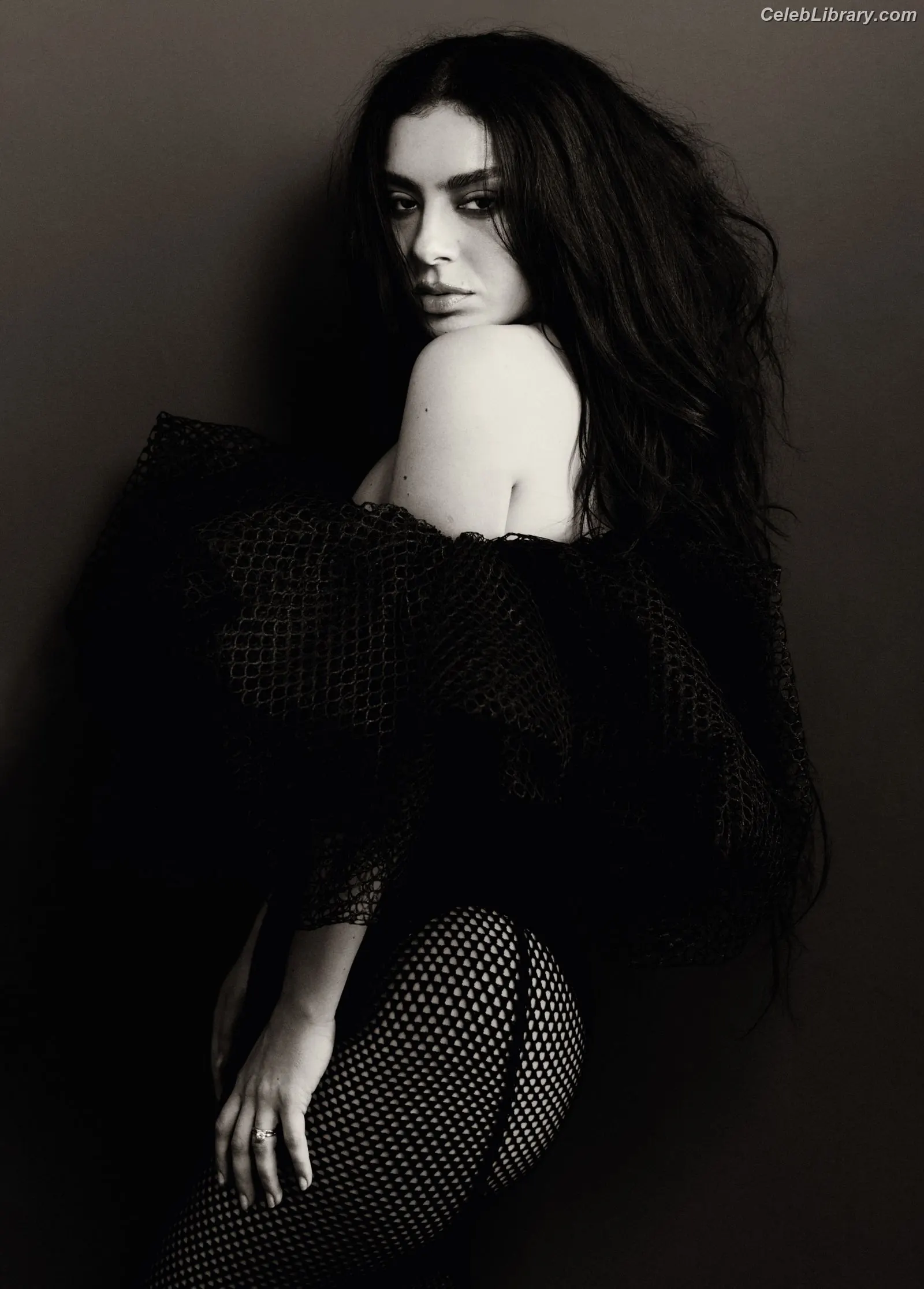 Charli XCX photo 4 of 2648