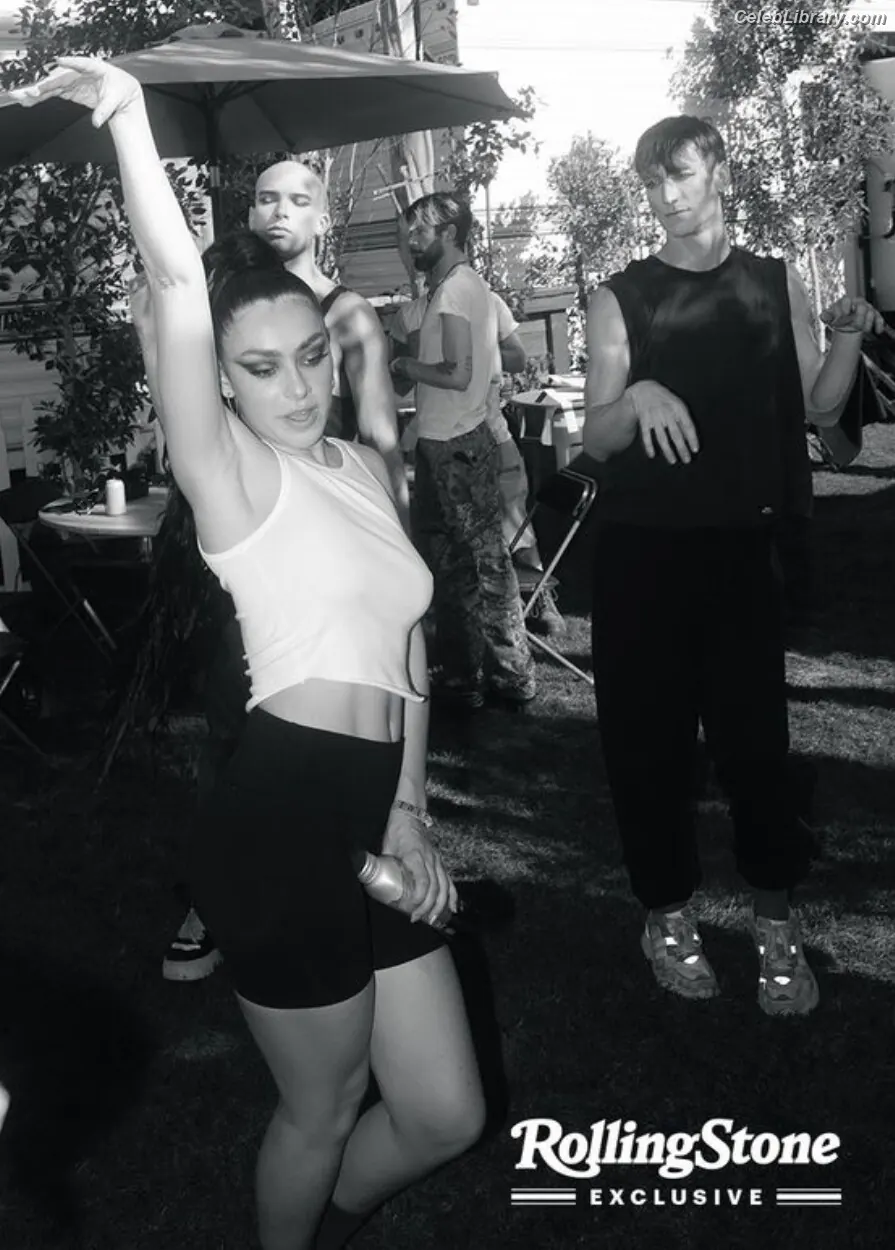 Charli XCX photo 23 of 2648