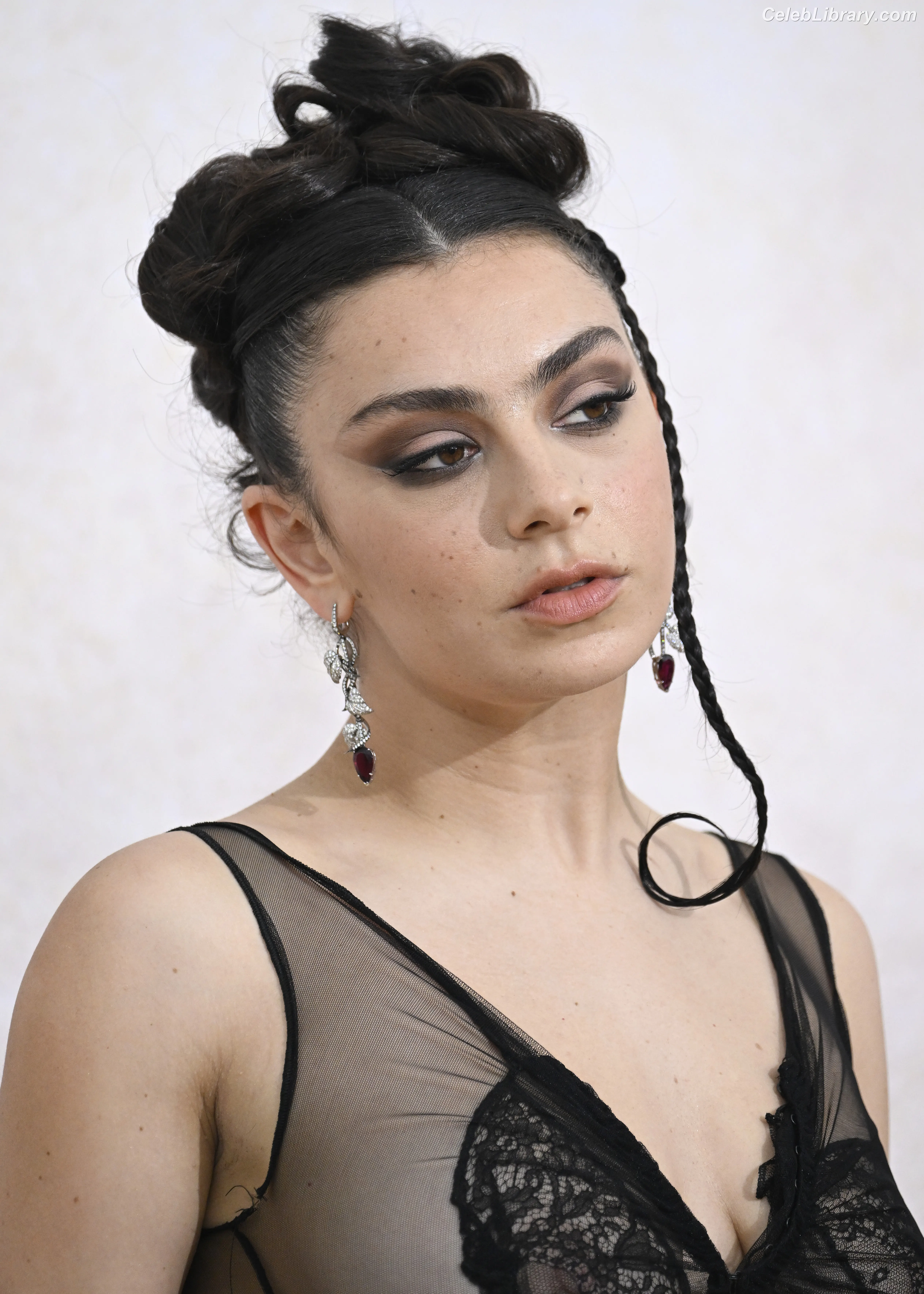 Charli XCX photo 13 of 2648