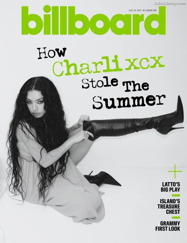 Charli XCX photo 5 of 2701