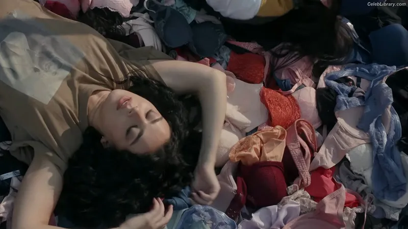 Charli XCX photo 13 of 2701