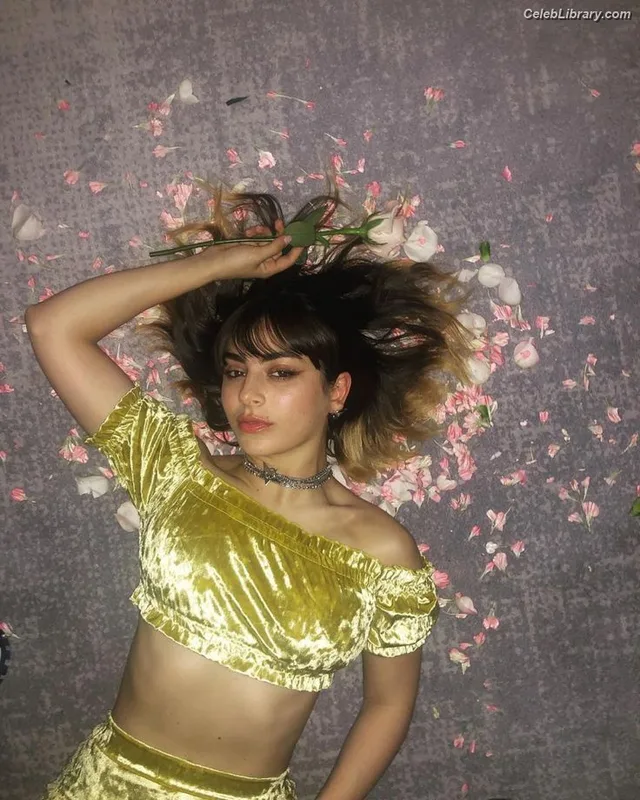 Charli XCX photo 3 of 2701