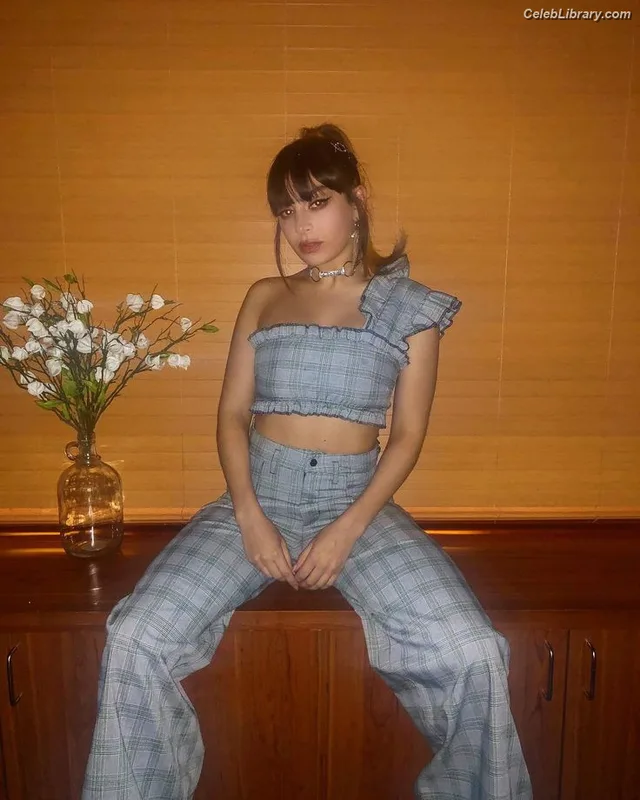 Charli XCX photo 4 of 2701