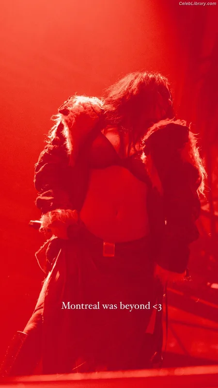 Charli XCX photo 17 of 2701