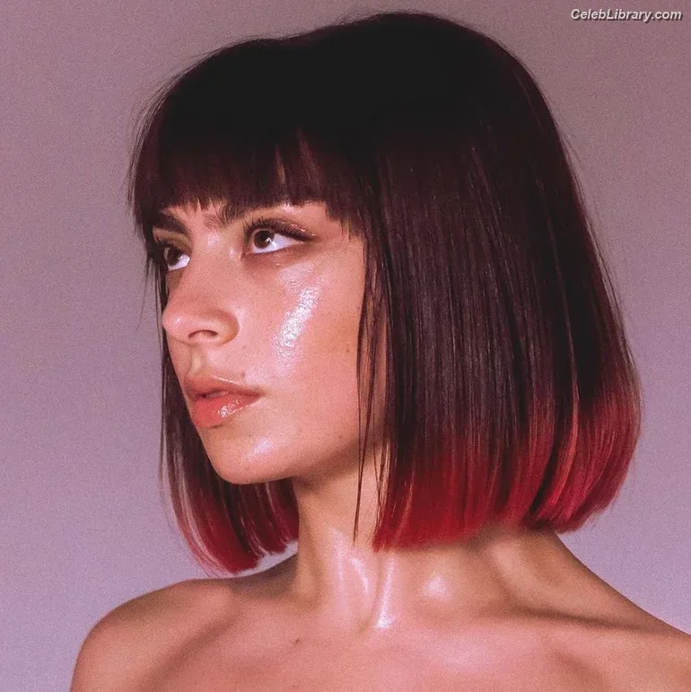 Charli XCX photo 19 of 2701