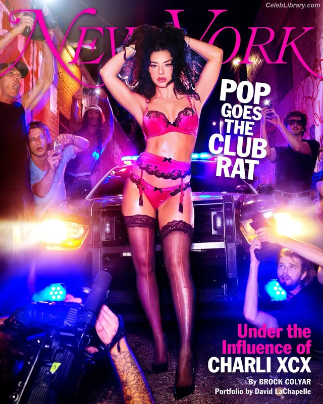 Charli XCX photo 13 of 2701