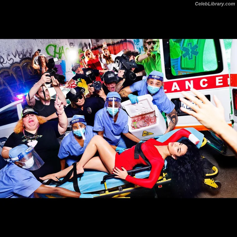 Charli XCX photo 14 of 2701
