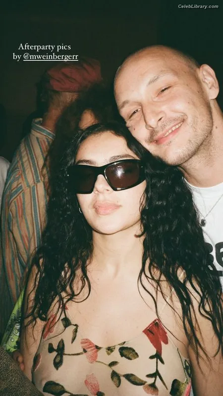 Charli XCX photo 18 of 2701