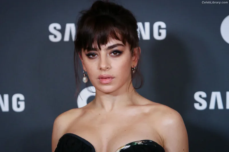 Charli XCX photo 6 of 2701