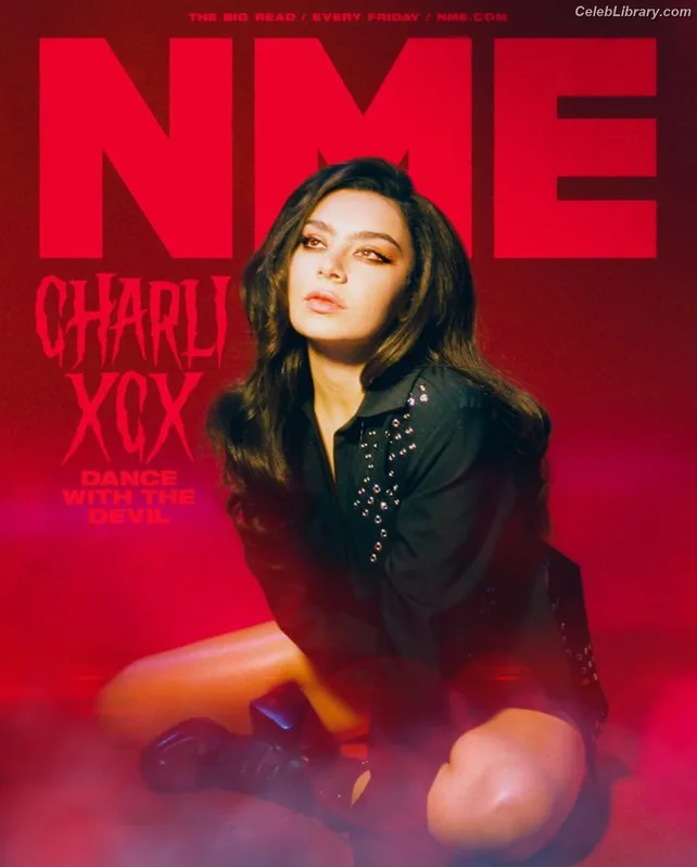 Charli XCX photo 14 of 2701